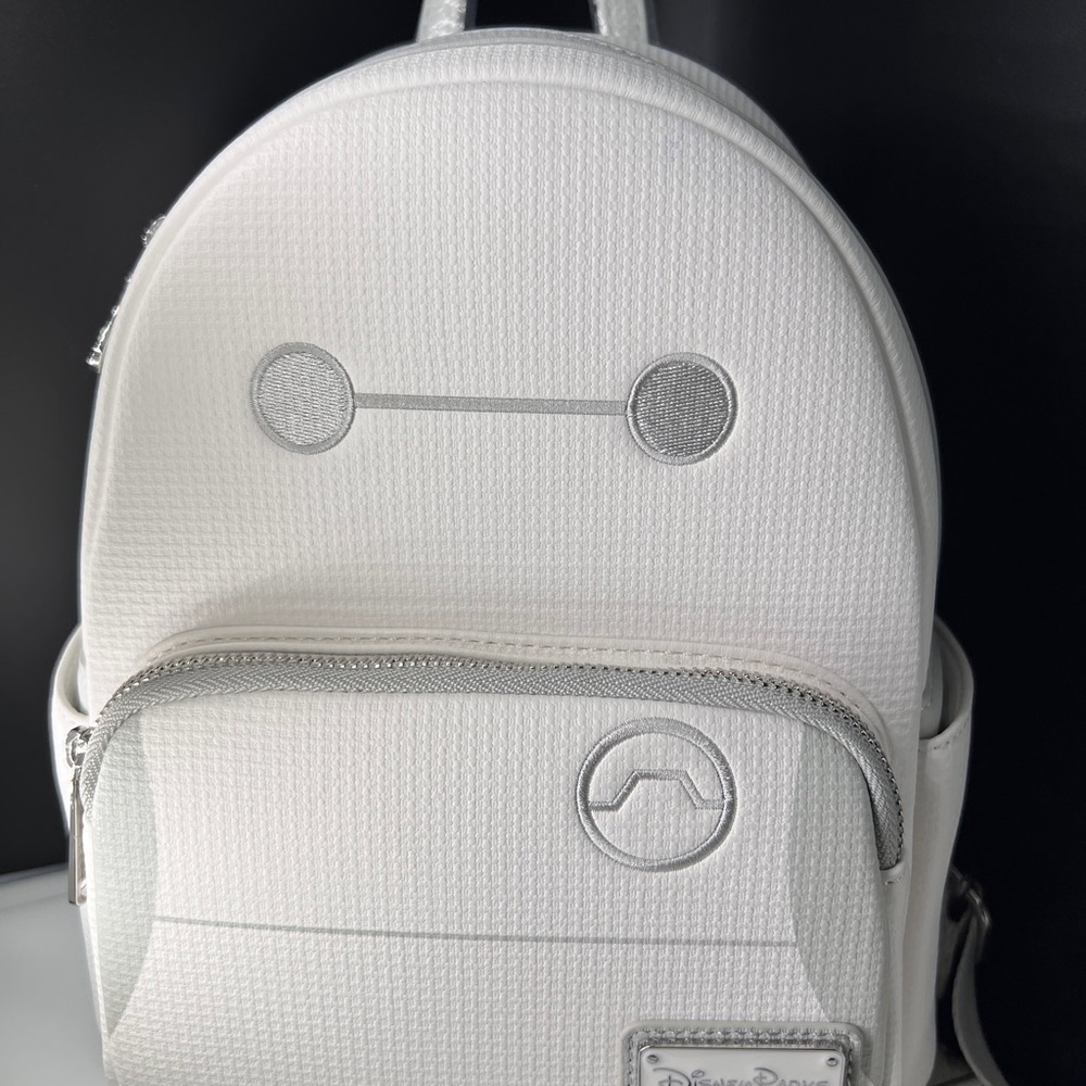 Loungefly BayMax SET: White and Light Gray mini Backpack with matching Headband - Picture 3 of 16